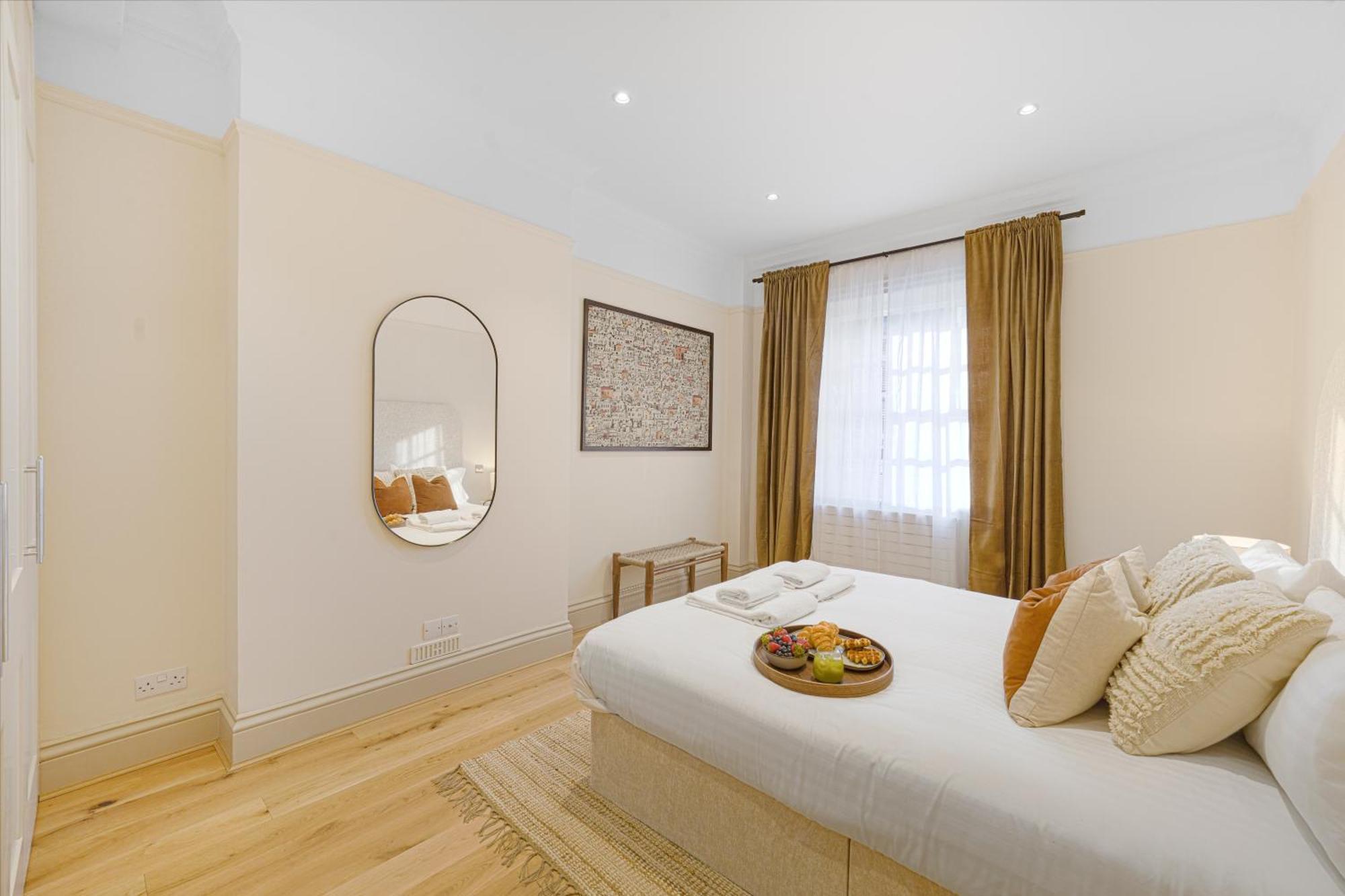 Spacious And Modern 4 Beds Home In Kensington London Eksteriør billede