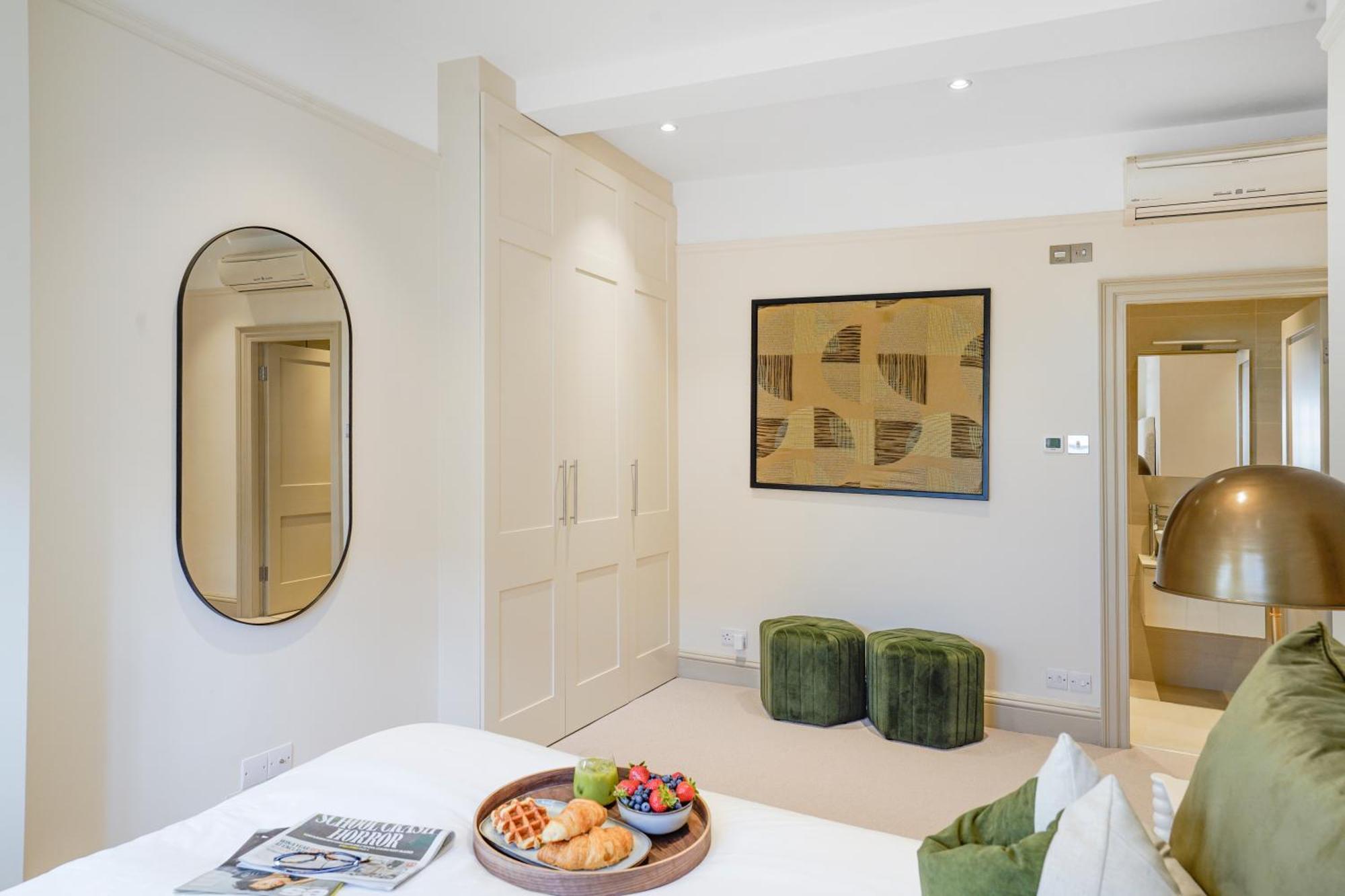 Spacious And Modern 4 Beds Home In Kensington London Eksteriør billede