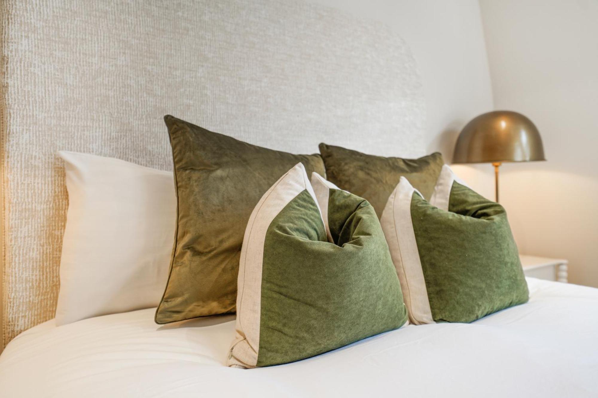 Spacious And Modern 4 Beds Home In Kensington London Eksteriør billede
