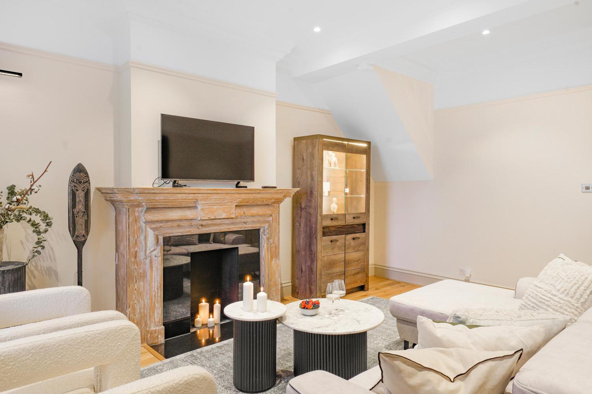 Spacious And Modern 4 Beds Home In Kensington London Eksteriør billede