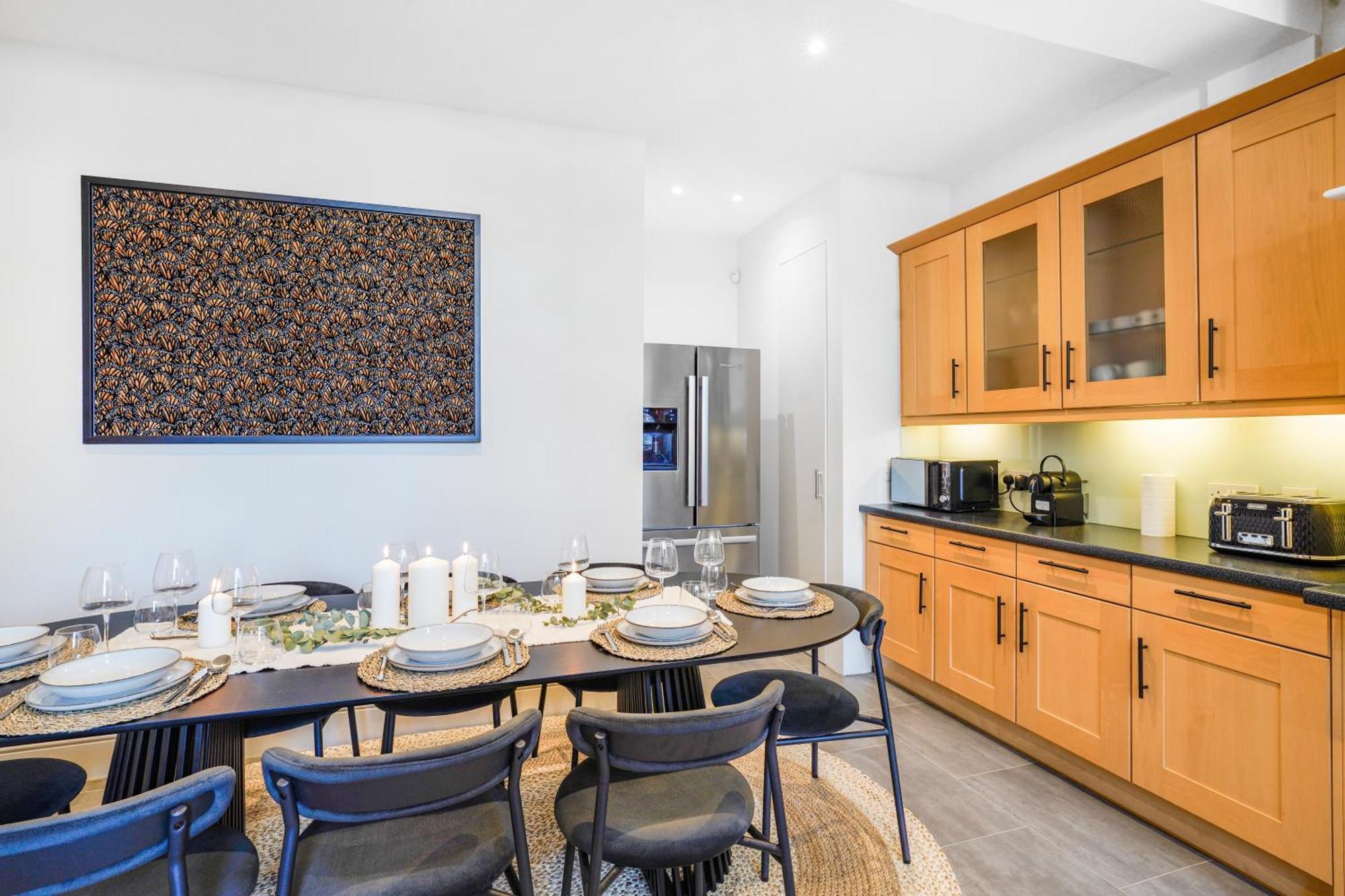 Spacious And Modern 4 Beds Home In Kensington London Eksteriør billede