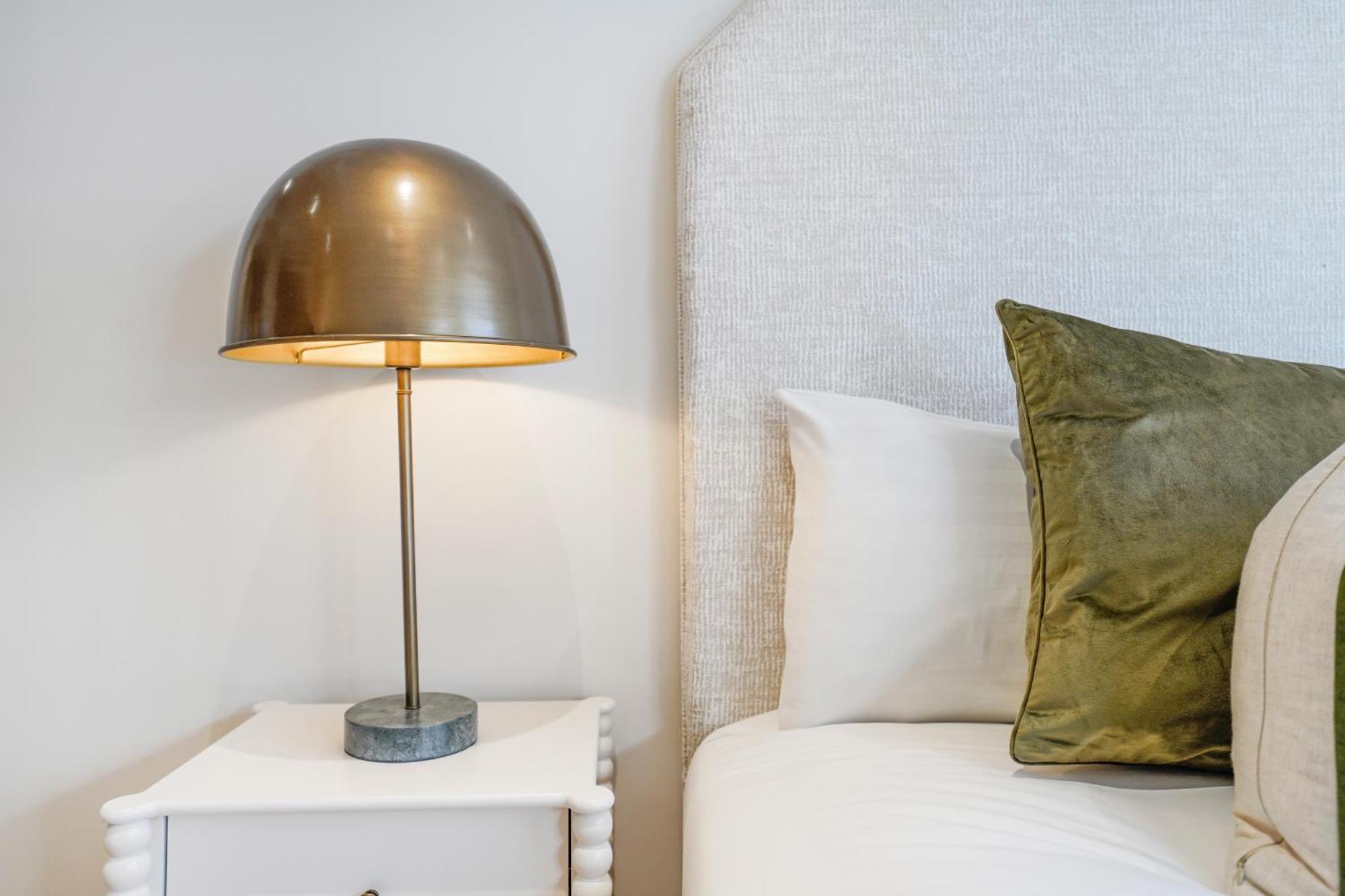 Spacious And Modern 4 Beds Home In Kensington London Eksteriør billede